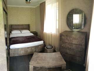 Мини-отель Hotel SHIBI Юта Двухместный номер с 1 кроватью или 2 отдельными кроватями-1